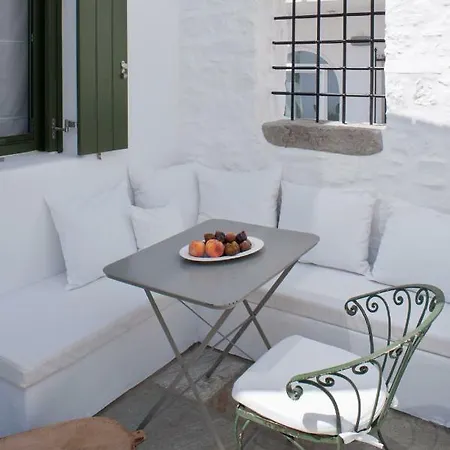 The Cypress House Naousa (Paros)